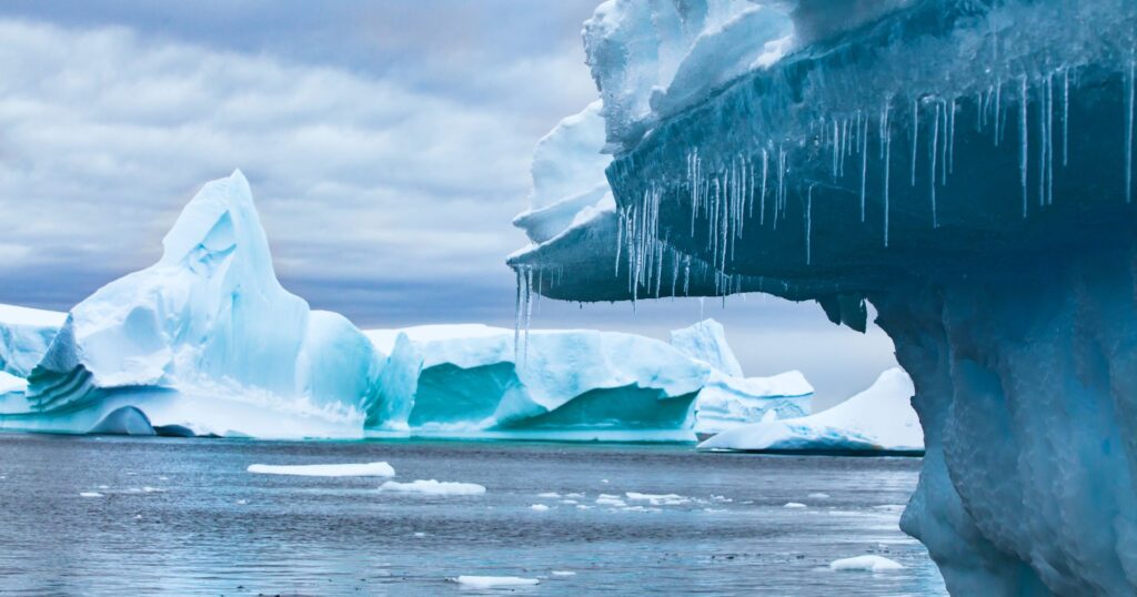 Melting icebergs as we reach the climate threshold